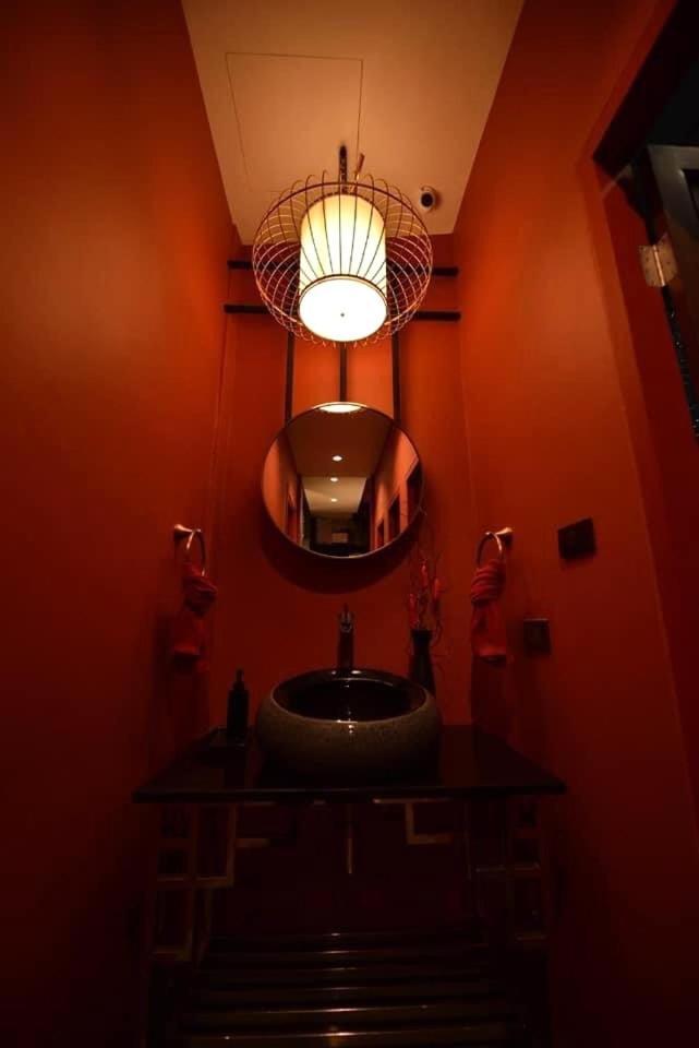 Caiyong Hometel & Cafe'S Studio Bangkok Eksteriør bilde
