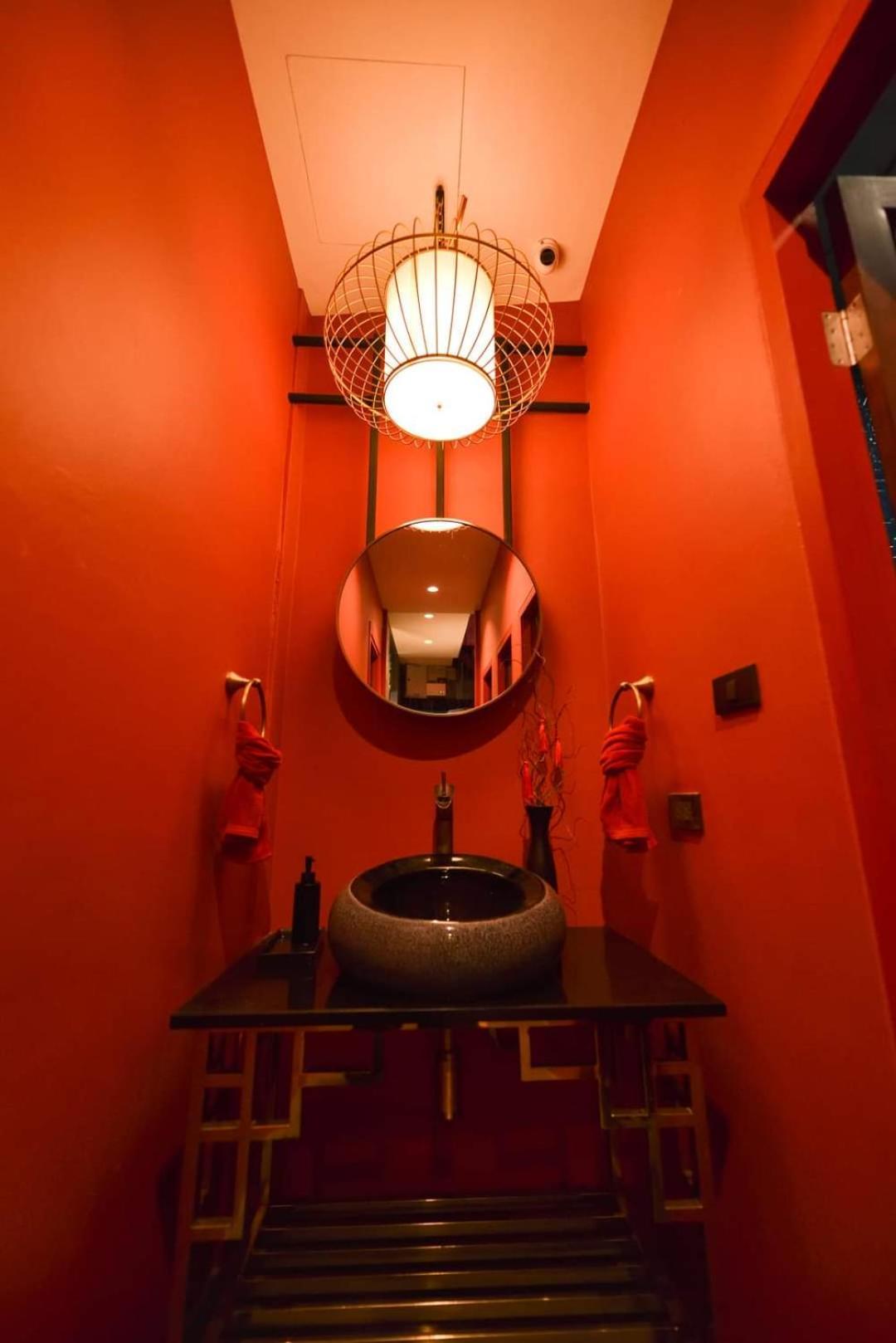 Caiyong Hometel & Cafe'S Studio Bangkok Eksteriør bilde